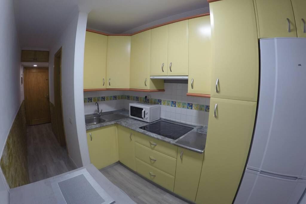 Studio Apartment La Lajilla Located At Beachfront Arguineguin Dış mekan fotoğraf